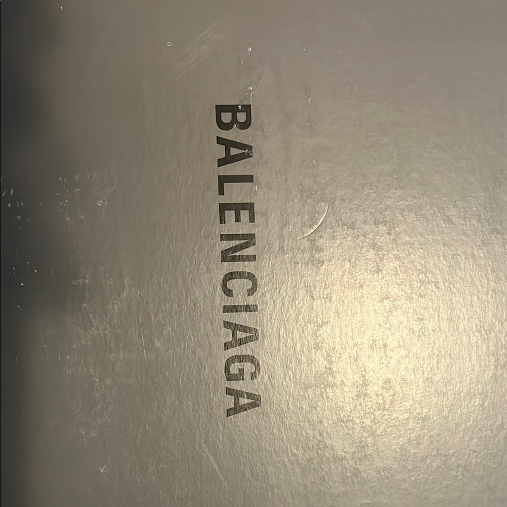 NWT Balenciaga Rouge Speed L Knit Trainer - Picture 7 of 8